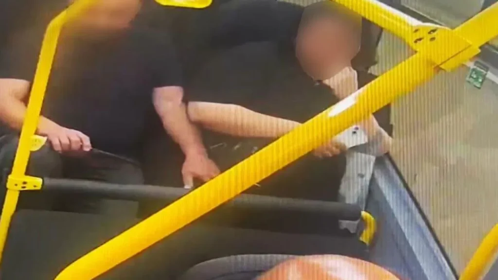 Molestia di una giovane donna in minibus a Karabük: sospetto arrestato e rilasciato dopo un mese di custodia cautelare
