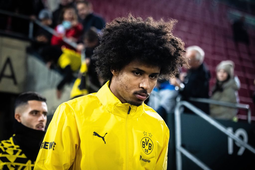 La Decisione di Karim Adeyemi è Vicina: Cosa Succederà al Borussia Dortmund?