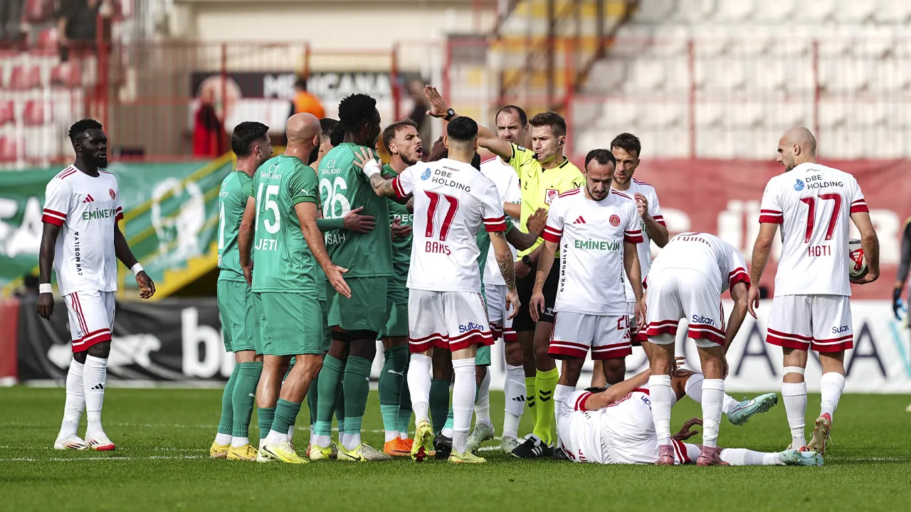 Ümraniyespor vince 1‑0 contro Bodrum FK con due espulsioni