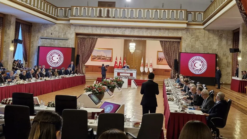 Comitato di Solidarietà: 31 voti necessari per la visita a Imralı