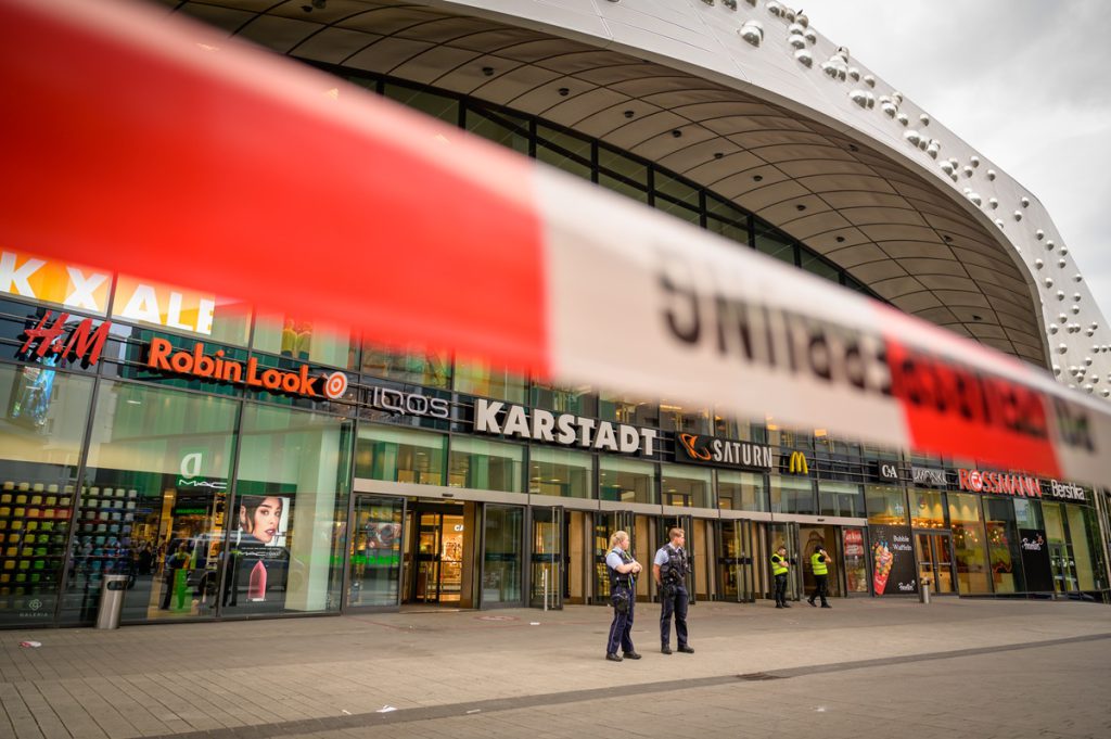 BKA identifica i responsabili della minaccia di bomba a Limbecker Platz, Essen