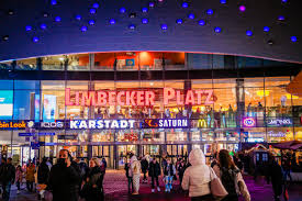 Nuovo negozio di gioielli ISNOR apre a Limbecker Platz con collezione alla moda in vista delle festività natalizie