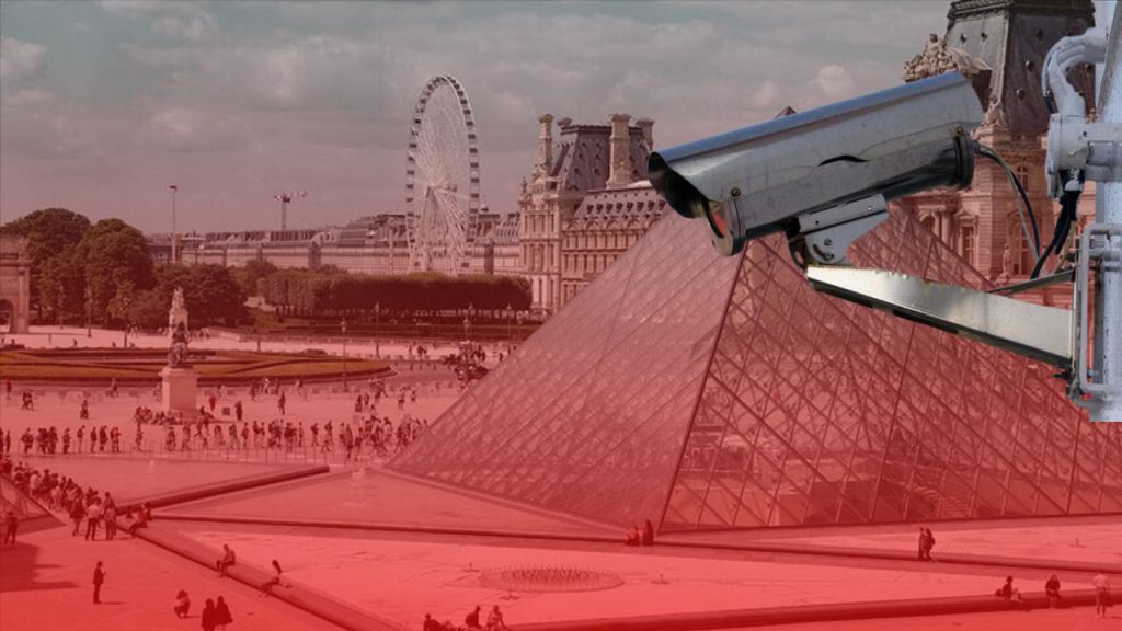 Furto al Louvre: la debolezza nella sicurezza mette in luce la necessità di misure più stringenti per la protezione dei beni culturali

Introduzione
Il Museo del Louvre è stato recentemente al centro dell&#039;attenzione a causa di una &quot;debolezza nella sicurezza&quot; che ha sollevato diverse preoccupazioni. Il caso in questione riguarda un furto di gioielli del valore di 100 milioni di dollari, che è stato risolto in tempi relativamente brevi grazie alle tracce di DNA lasciate sulla scena del crimine.

Il Furto e le Indagini
La polizia francese ha identificato e arrestato tre sospettati solo una settimana dopo il furto, dimostrando un&#039;efficienza notevole nelle indagini. Tuttavia, ciò che ha destato particolare sorpresa è stato il fatto che la password utilizzata per accedere alle telecamere di sicurezza del museo era semplicemente &quot;Louvre&quot;, il nome del museo stesso.

Approfondimento
Questo evento solleva interrogativi sulla sicurezza dei luoghi pubblici e sulla protezione dei beni culturali. La facilità con cui i ladri hanno potuto accedere alle aree riservate del museo mette in luce una debolezza significativa nel sistema di sicurezza, che potrebbe essere stato evitato con misure più stringenti e una gestione più attenta delle credenziali di accesso.

Possibili Conseguenze
Le conseguenze di questo evento potrebbero essere molteplici, sia per il museo che per la comunità. Innanzitutto, ci potrebbe essere un aumento dei controlli di sicurezza e una revisione delle procedure di accesso per prevenire futuri incidenti. Inoltre, l&#039;evento potrebbe avere un impatto sul pubblico e sulla fiducia nelle istituzioni culturali.

Opinione
È opinione comune che la sicurezza dei luoghi pubblici e dei beni culturali debba essere una priorità assoluta. Eventi come questo sottolineano l&#039;importanza di investire in sistemi di sicurezza avanzati e di adottare pratiche di gestione delle credenziali più sicure per prevenire simili incidenti in futuro.

Analisi Critica dei Fatti
L&#039;analisi dei fatti rivela una combinazione di fattori che hanno contribuito al successo del furto, tra cui la debolezza della password e la possibile mancanza di controlli di sicurezza adeguati. È fondamentale che vengano condotte indagini approfondite per identificare tutte le vulnerabilità e implementare misure correttive per evitare che simili eventi si ripetano.

Relazioni con altri Fatti
Questo evento non è isolato e si inserisce in un contesto più ampio di incidenti di sicurezza che hanno colpito istituzioni culturali e pubbliche in tutto il mondo. La condivisione di best practice e l&#039;adozione di standard di sicurezza elevati potrebbero aiutare a prevenire futuri incidenti.

Contesto Storico
Il Museo del Louvre ha una storia ricca e complessa, e questo evento ne è solo l&#039;ultimo capitolo. La protezione del patrimonio culturale e la sicurezza dei visitatori sono sempre state una sfida, e questo caso sottolinea l&#039;importanza di continuare a innovare e migliorare le misure di sicurezza.

Fonti
La fonte di questo articolo è Hurriyet. Per ulteriori informazioni, si consiglia di visitare il sito ufficiale della fonte.