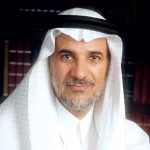 Riflessioni sulla vita e sulla ricerca di un nuovo inizio 

Introduzione
Il poeta si chiede se esista qualcosa di più della terra che possa essere considerato un luogo di riposo e di conforto. La sua riflessione è accompagnata da un'immagine suggestiva, che invita il lettore a riflettere sulla propria esistenza e sul proprio rapporto con il mondo.

La ricerca di un nuovo inizio
Il poeta esprime il desiderio di prendere ciò che vuole dalla vita e di lasciare che gli altri si prendano cura del resto. Tuttavia, questo desiderio è accompagnato dalla consapevolezza che la vita è breve e che il tempo è limitato. Il poeta cerca quindi di trovare un nuovo senso alla propria esistenza, un nuovo modo di vivere che gli permetta di raggiungere la serenità e la pace interiore.

La nostalgia del passato
Il poeta ricorda i sogni e le aspirazioni del passato, che lo hanno accompagnato fino al presente. Tuttavia, questi sogni sono stati sostituiti da una nuova consapevolezza, che lo porta a cercare un nuovo inizio e un nuovo senso alla propria esistenza. Il poeta si chiede se sia possibile trovare un nuovo equilibrio e una nuova armonia nella propria vita.

Approfondimento
La poesia solleva questioni fondamentali sull'esistenza umana e sul rapporto tra l'individuo e il mondo. Il poeta si chiede se sia possibile trovare un senso più profondo alla propria vita, al di là delle preoccupazioni quotidiane e delle aspirazioni materiali. La risposta a questa domanda è lasciata al lettore, che è invitato a riflettere sulla propria esistenza e sul proprio posto nel mondo.

Possibili Conseguenze
La ricerca di un nuovo inizio e di un nuovo senso alla propria esistenza può avere conseguenze profonde sulla vita di un individuo. Può portare a una maggiore consapevolezza e a una maggiore apprezzamento della vita, ma può anche portare a una crisi di identità e a una perdita di direzione. Il poeta invita il lettore a riflettere su queste possibilità e a considerare le conseguenze delle proprie scelte.

Opinione
La poesia è un invito a riflettere sulla propria esistenza e sul proprio posto nel mondo. Il poeta non offre risposte facili o soluzioni semplici, ma invita il lettore a cercare le proprie risposte e a trovare il proprio cammino. La poesia è un'espressione di speranza e di fiducia nella capacità dell'individuo di trovare un nuovo senso alla propria vita.

Analisi Critica dei Fatti
La poesia è un'espressione di sentimenti e di emozioni, ma è anche un'analisi critica della condizione umana. Il poeta esamina le proprie esperienze e le proprie emozioni, e invita il lettore a fare lo stesso. La poesia è un'espressione di verità e di autenticità, e invita il lettore a cercare la propria verità e a essere autentico.

Relazioni con altri fatti
La poesia è parte di una tradizione letteraria più ampia, che esplora le questioni fondamentali dell'esistenza umana. La poesia è in relazione con altre opere letterarie che esaminano le stesse questioni, e invita il lettore a considerare le connessioni tra le diverse opere e le diverse tradizioni.

Contesto storico
La poesia è stata scritta in un contesto storico specifico, che ha influenzato la sua forma e il suo contenuto. Il poeta ha scritto la poesia in un momento di grande cambiamento e di grande incertezza, e la poesia riflette queste preoccupazioni e queste emozioni.

Fonti
La fonte di questo articolo è Al-Jazirah. La poesia originale è stata pubblicata su questo sito web, e l'articolo è una traduzione e un'analisi di questa poesia.