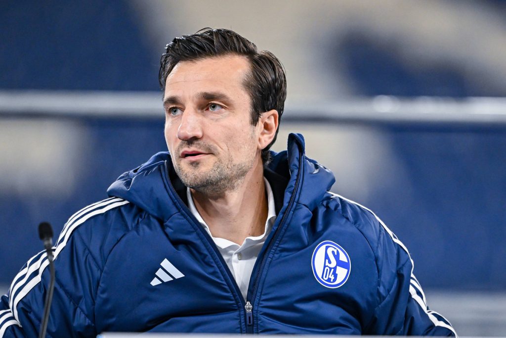 Schalke 04 propone legalizzazione dei fuochi d’artificio, i tifosi restano in silenzio