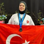 Elifnaz Köseoğlu porta l'oro alla Turchia al Campionato europeo di taekwondo