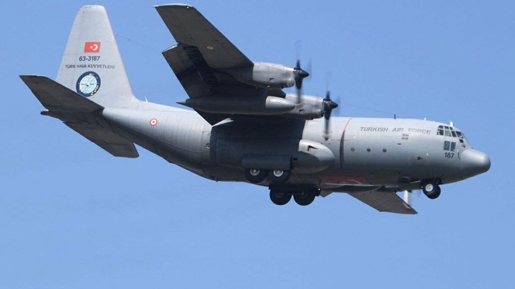 Tragedia aerea in Georgia: aereo da trasporto C-130 precipita dopo il decollo