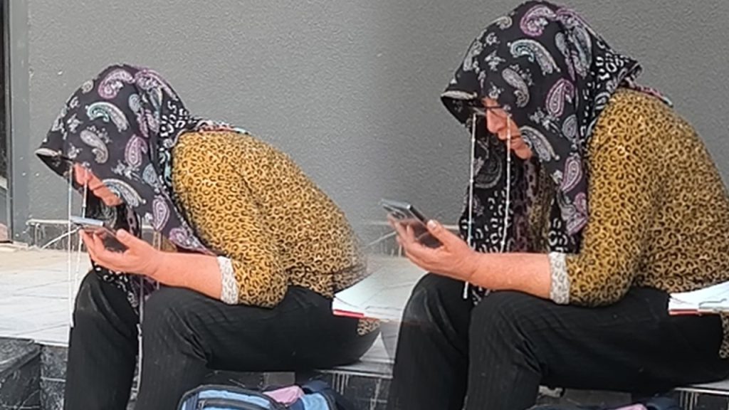 Madre disperata trova il cadavere del figlio scomparso ad Antalya