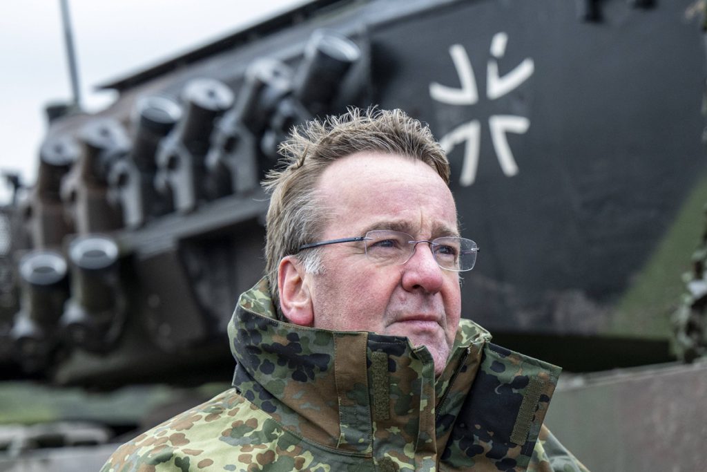 Bundeswehr presenta il nuovo Leopard 2A8 a Monaco di Baviera