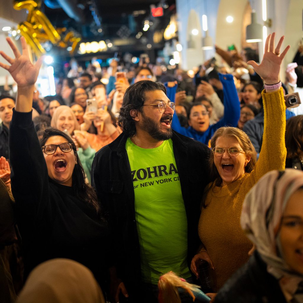 I Democratici verso la Rinascita: Vittorie Elettorali e Sfide Future