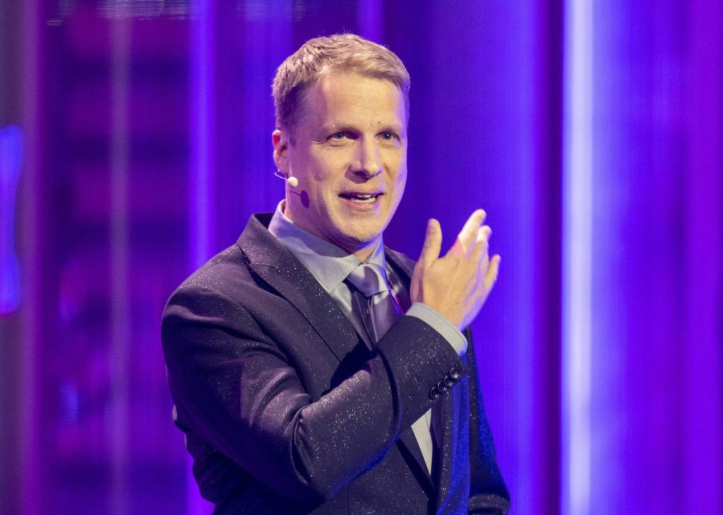 Critica Spietata di Oliver Pocher: il Nuovo Format di Stefan Raab Definito il &quot;Più Grande Flop dell&#039;Anno&quot;