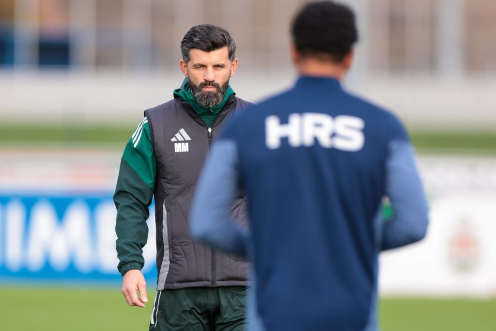 Difficoltà in vista per il FC Schalke 04: l&#039;allenatore Muslic annuncia notizie negative per la squadra