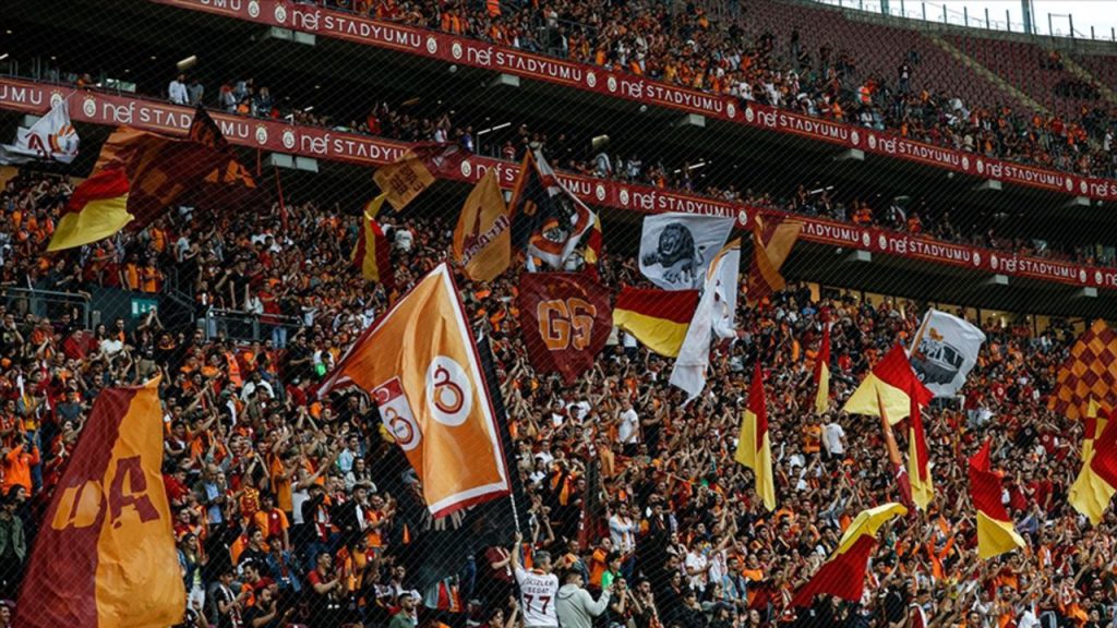 Operazione Antitruffa nel Calcio: 16 Arresti per Biglietti Falsi del Galatasaray