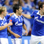 Ex stella del Schalke diventa allenatore in Inghilterra, affronta club in difficoltà