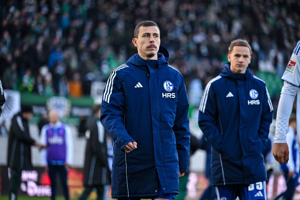 Schalke 04: giocatori e tifosi indignati per decisione arbitrale