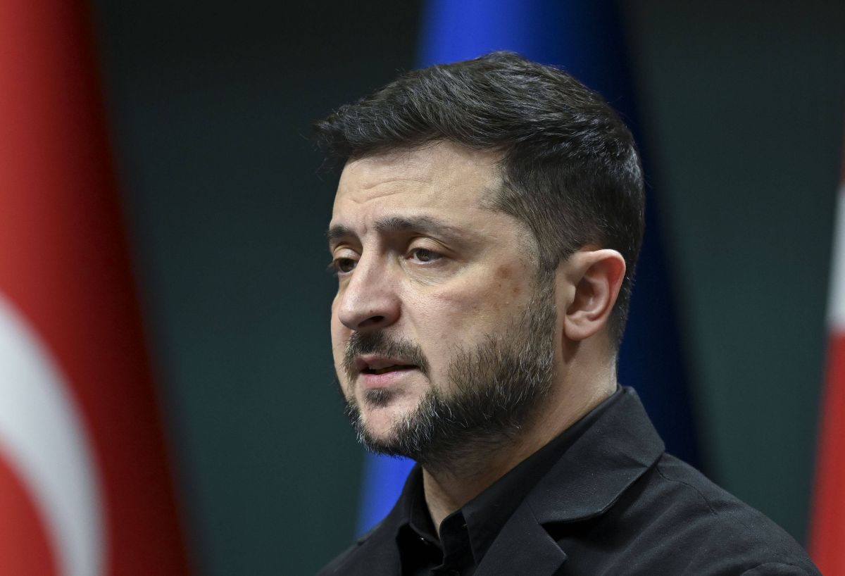 Selenskyj dubita del piano di pace degli USA: Trump impone scadenza a Kiev