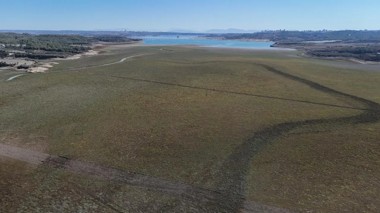 Adana: la siccità più intensa degli ultimi 52 anni e l'uso dell'acqua di Seyhan per l'agricoltura
