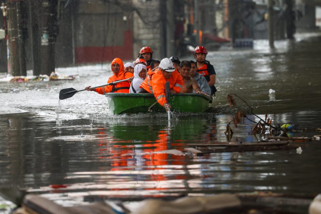 Tifone devastante colpisce le Filippine: morti e distruzione in aumento