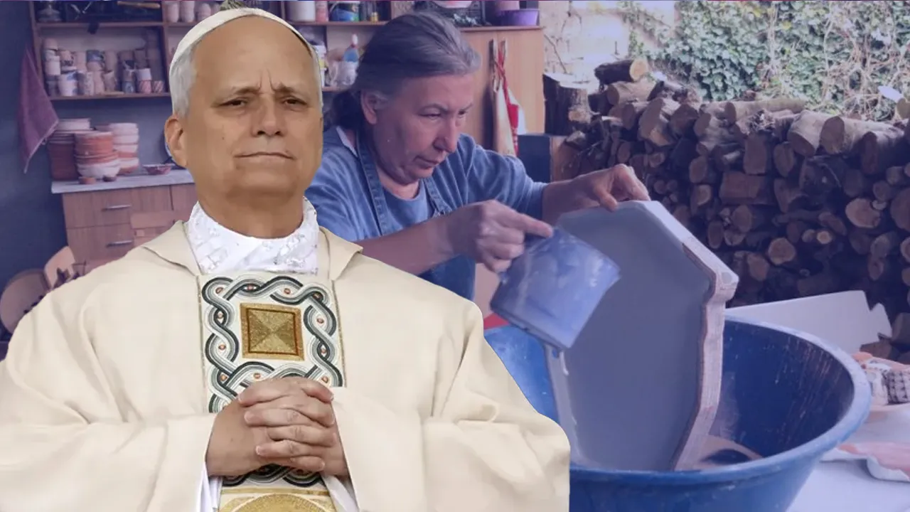 Miniatura di ceramica di Iznik pronta per il regalo al Papa Leo XIV