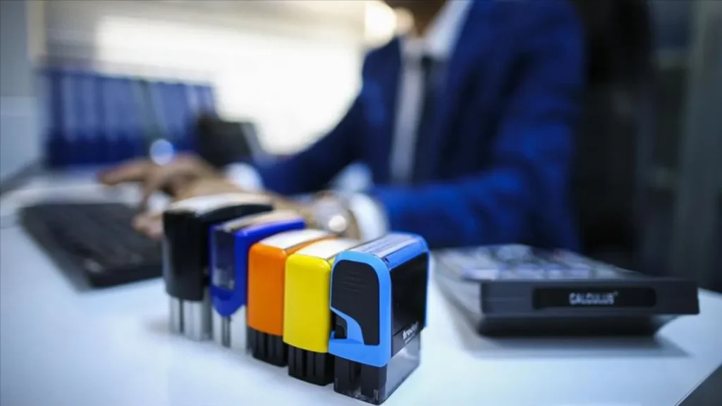 Ministero del Commercio apre concorso per 60 assistenti specializzati: esame a Ankara, scadenza 19 dicembre