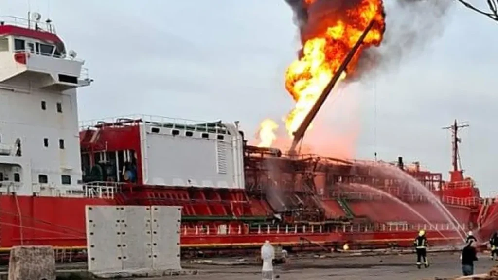 Nave turca ORINDA colpita a Izmail, Ucraina, senza feriti