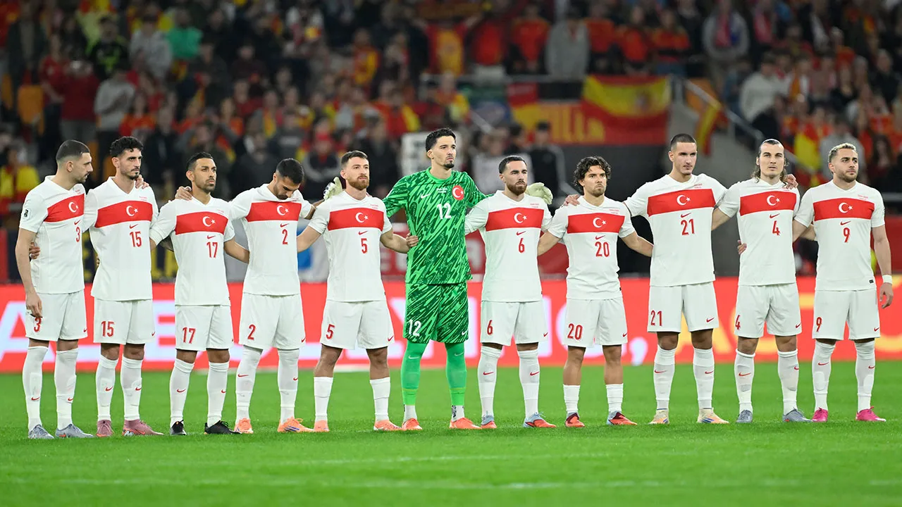 Intelligenza artificiale calcola probabilità di qualificazione della nazionale di calcio al Mondiale FIFA 2026 dopo la semifinale contro la Romania