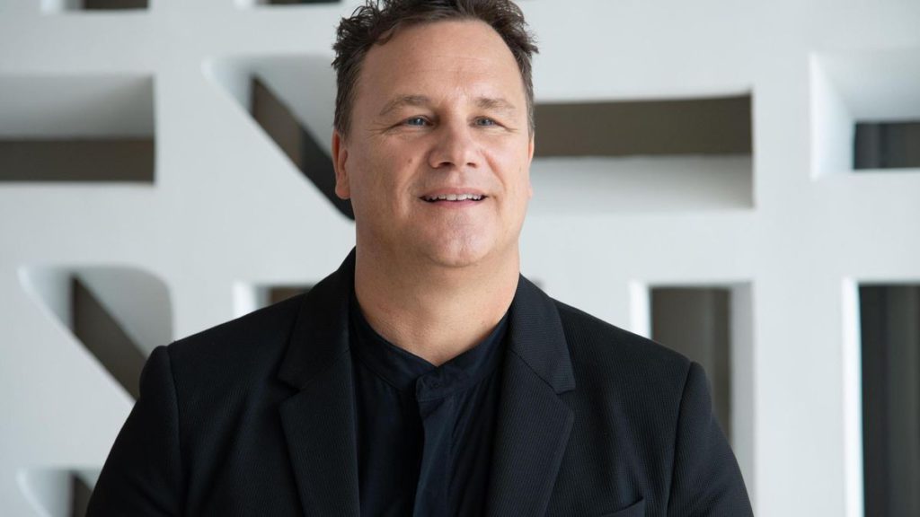 Guido Maria Kretschmer: una puntura di rosa ha causato una sepsis che ha messo in pericolo la sua vita