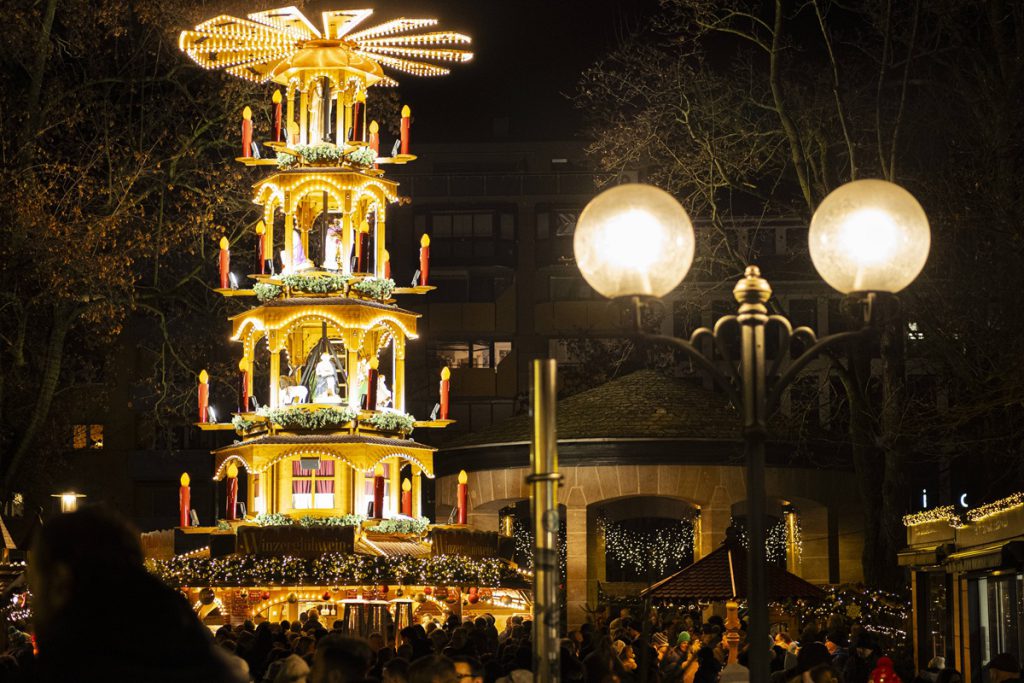 Proposta di rinominare il mercato di Natale in “Genussmarkt” provoca reazioni negative