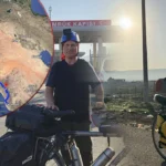 Pensionato turco percorre 13 giorni in bicicletta da Balıkesir a Mecca per l'umrah