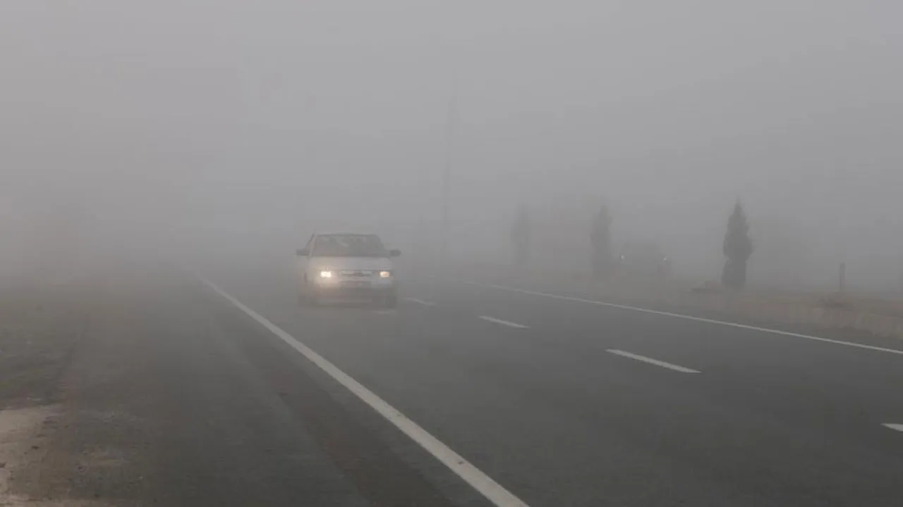 Nebbia, freddo e ghiaccio: impatti stradali nei comuni di Elazığ, Erzurum e Ardahan
