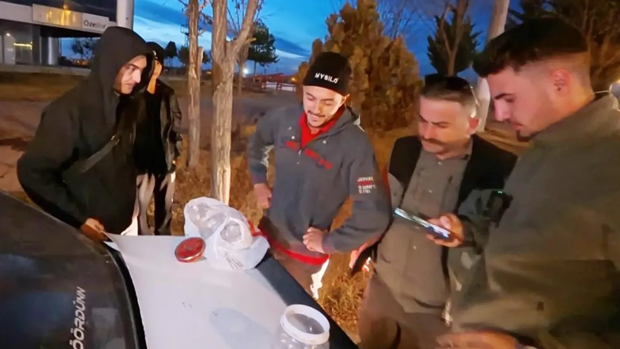 Arrestato a Aksaray il venditore di veleno di scorpione giallo dell'Anatolia, il più costoso al mondo